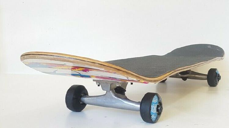 Skate Element Completo 80X20cm. 52mm Muy buena
