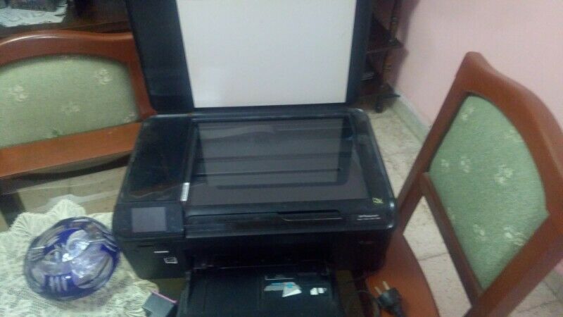 IMPRESORA HP D 110 TRES EN UNO