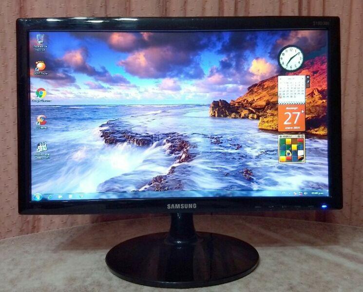 Monitor Samsung S19D300 19