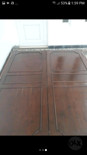 vendo puerta madera masiva enchapada