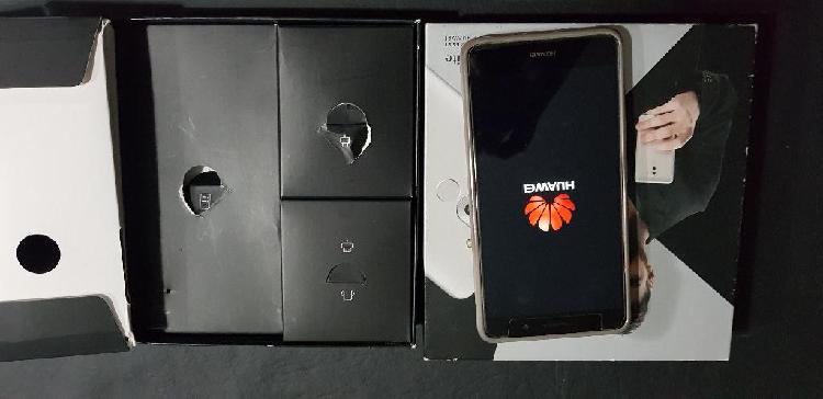 Huawei Mate 9 Lite