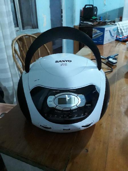 Reproductor Radio/cd/mp3/usb Sanyo