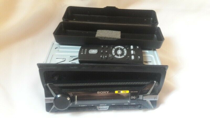 Stereo Sony - Parlantes GBR