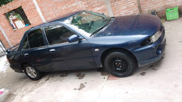 Líquido a mejor oferta lancer 95 andando