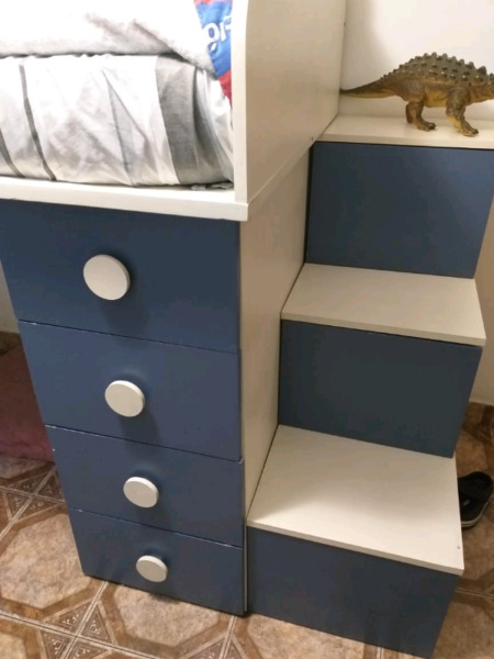 Muebles para niños y adolecente