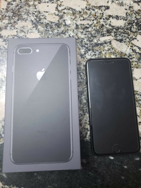 Vendo iPhone 8 Plus