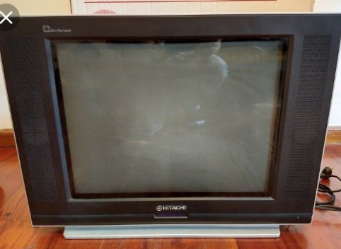 Vendo tv Hitachi 21''