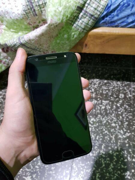 Moto g5 plus