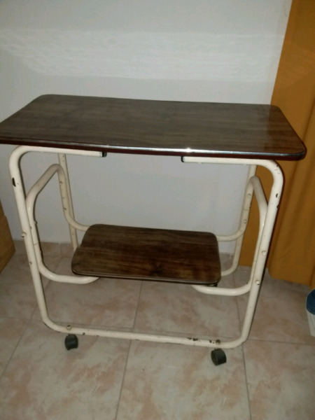 Vendo mesa tv