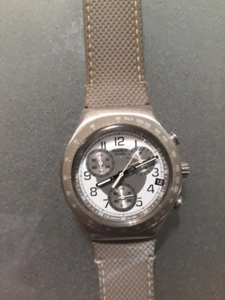 Vendo reloj swatch irony orginal usado