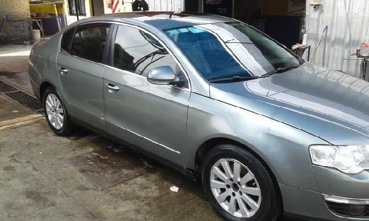 Volkswagen Passat 2006 TDI 2.0 Automático DSG