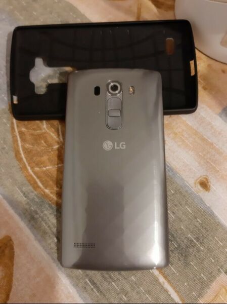 CELULAR LG G4 BEAT USADO EN ESTADO EXCELENTE