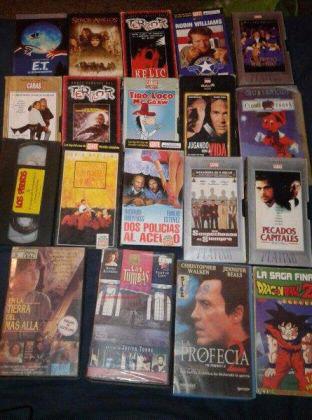 24 películas originales VHS en perfecto estado