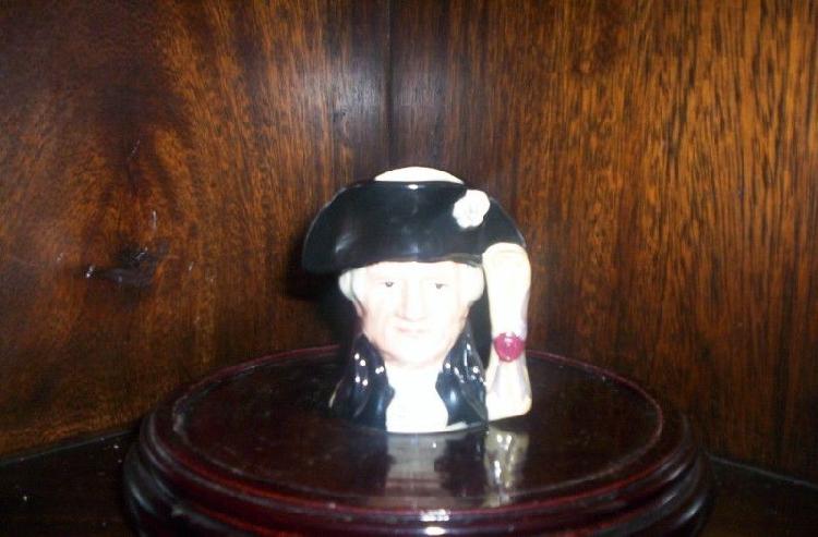 Jarrita Royal Doulton George Washington Miniatura