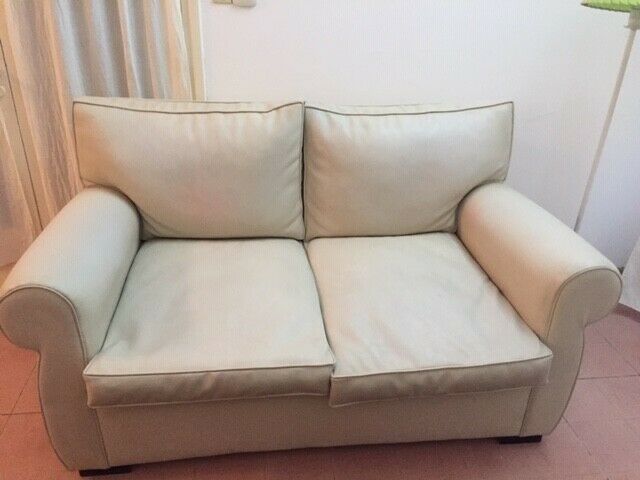 VENDO SILLON DE 2 CUERPOS EN ECOCUERO IMPECABLE $ 