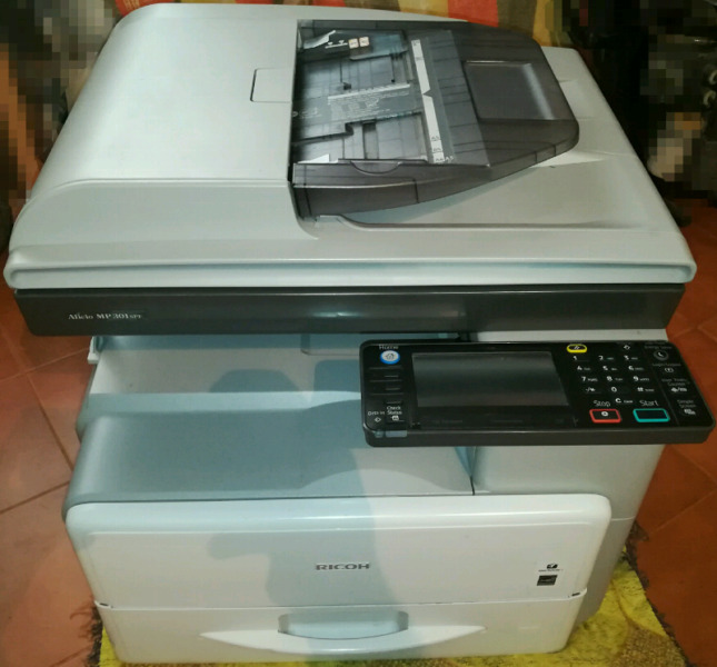 Vendo fotocopiadora Ricoh Aficio mp301spf funcionando