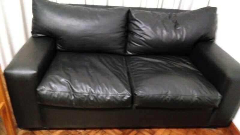 sillon eco cuero negro 2 cuerpos $