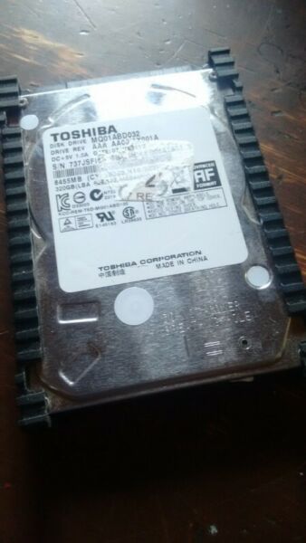 VENDO DISCO DURO 320GB TOSHIBA SATA II PARA