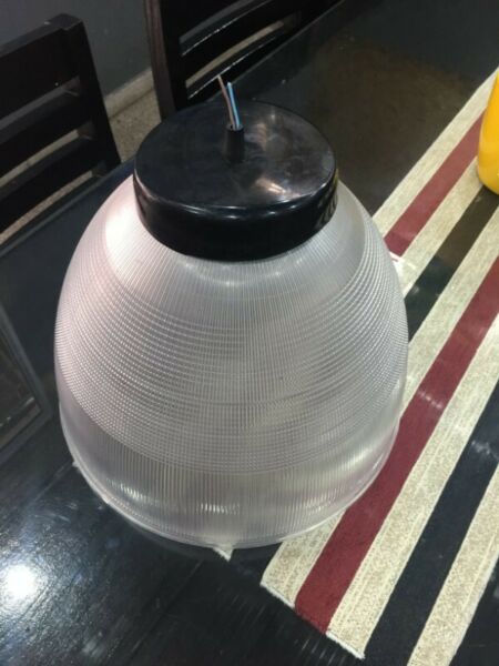 lampara galponera de policarbonato 36 cm diametro