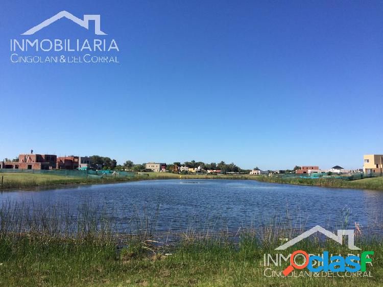 Lote a la LAGUNA 997m2 Noreste San Benito