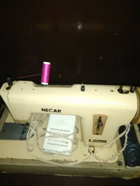 Maquina de coser electrica