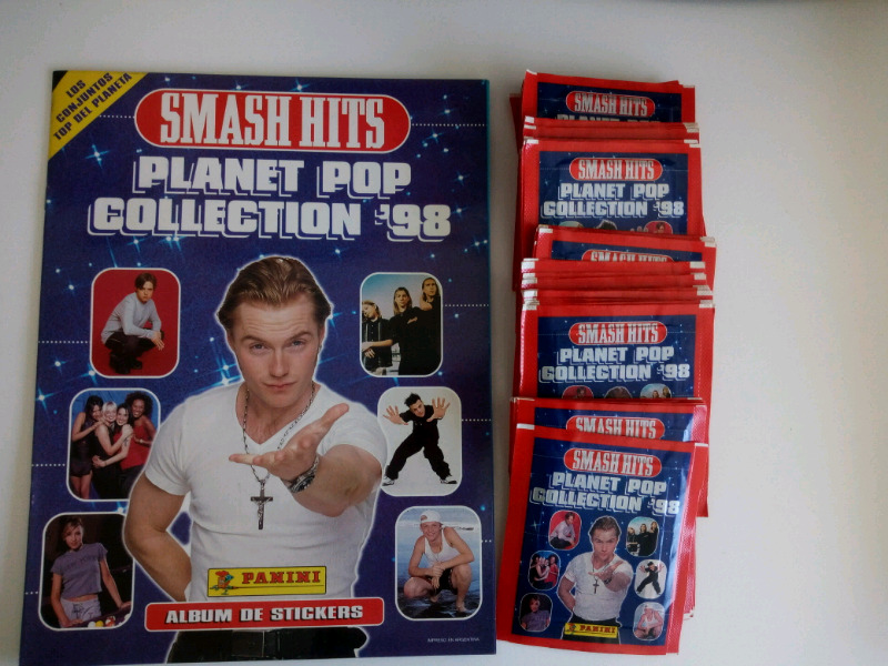 Vendo lote de 50 sobres llenos de figuritas de smash hits