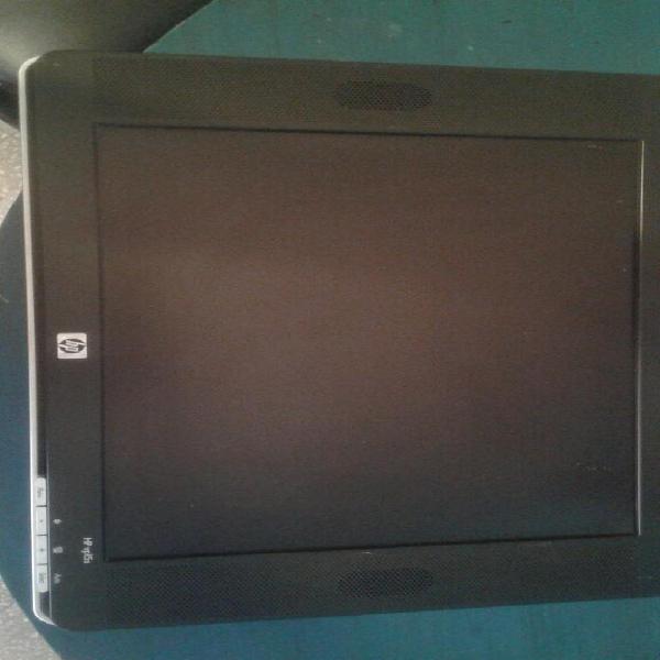 Monitor Hp Vp15s con Parlantes