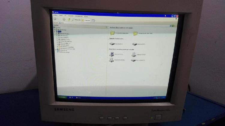 Monitor Samsung Syncmaster 551v 15