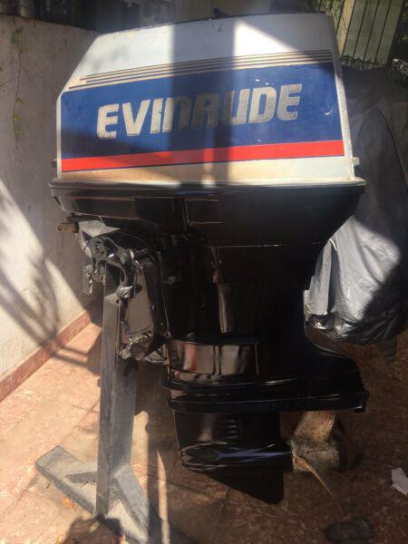 Motor fuera de borda Evinrude 40 hp