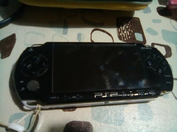 Play Station Portátil PSP 2004