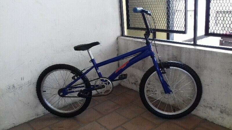 bicicleta zotta azul rodado 20 bmx azul lista para usar !