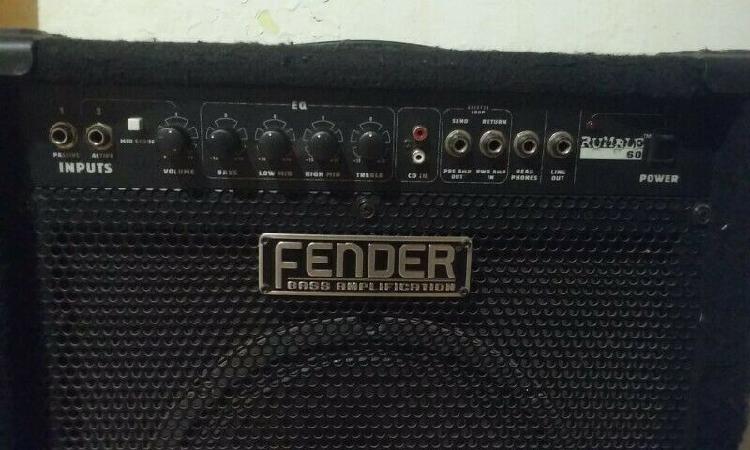 Fender rumble 60w para bajo