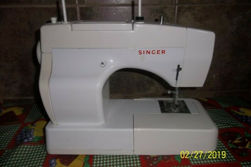 Maquina de coser Florencia singer 69