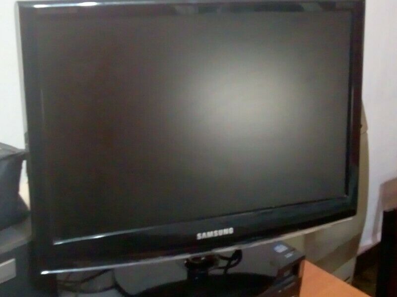 Monitor Lcd Samsung Syncmaster 933 Impecable
