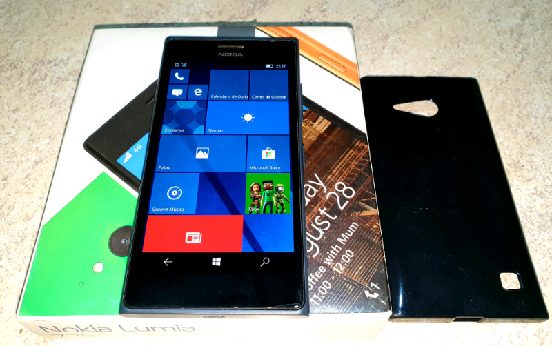 Nokia Lumia 735 + funda siliconada -LIBERADO-