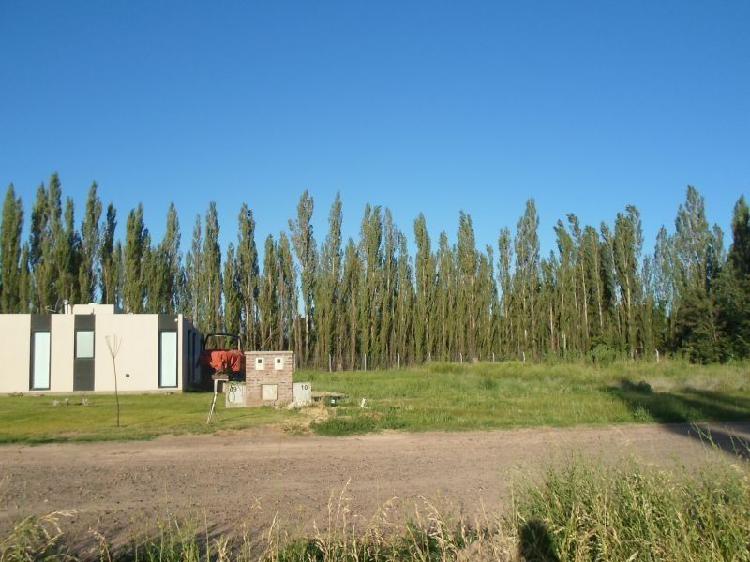 VENDO TERRENO EN BARRIO CERRADO DE NEUQUÉN, CARDINAL SUR *.