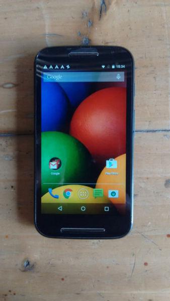 motorola moto e (primera generacion) con cargador original