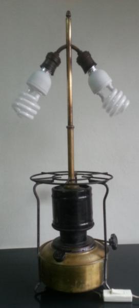 Lámpara vintage antigua