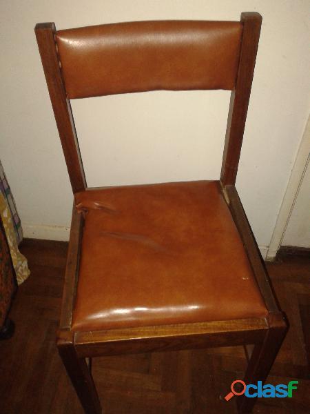 Silla De Madera Y Cuerina moderna floja