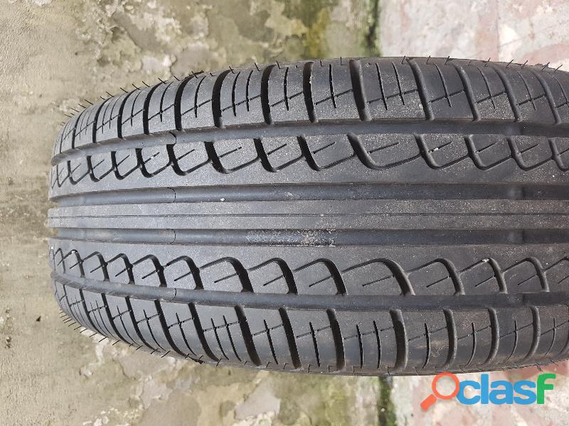 Llantas Renault Clio RSI 14 c/ cubiertas Pirelli p6