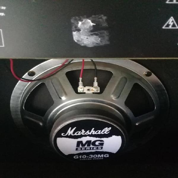 vendo amplificador Marshall MG 30DFX !!!