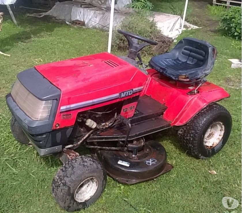 Vendo tractor de cortar pasto