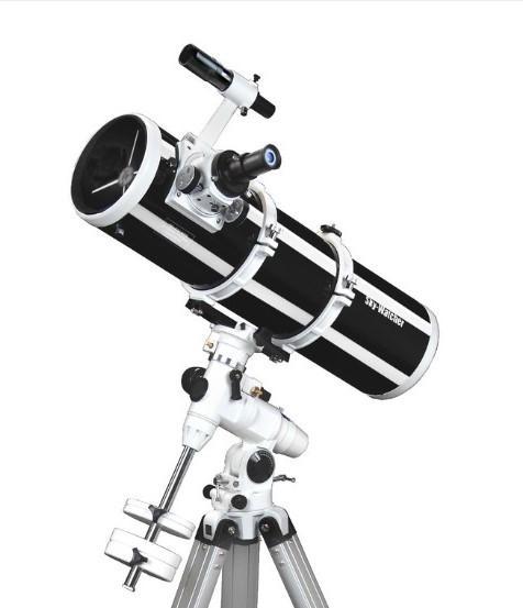 Telescopio astronómico profesional