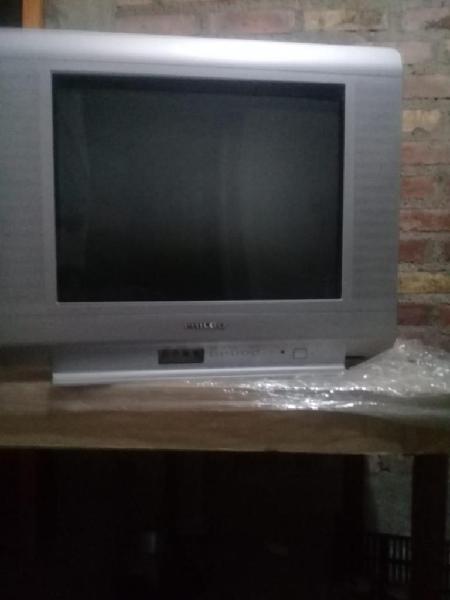 VENDO TELEVISOR PHILCO 21