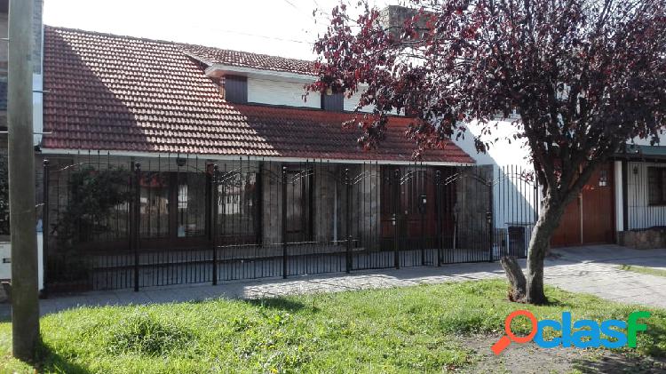 Venta Casa - Chalet AV. PASO Y LA RIOJA Mar del Plata