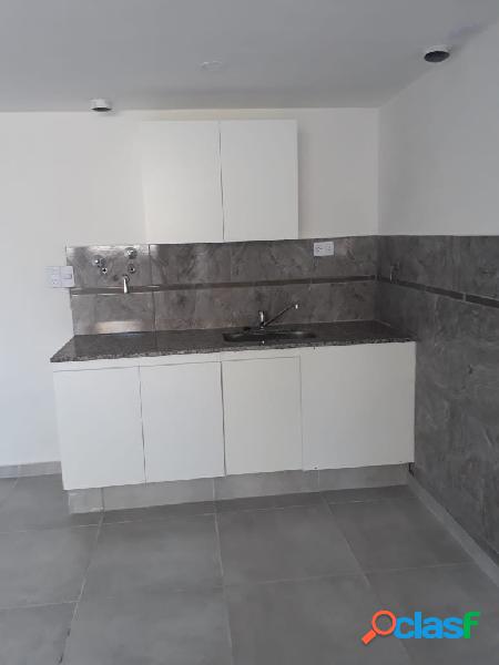 Departamento en Alquiler. 3 Amb. 2 Dor. 65 M2. 65 M2 Cub.