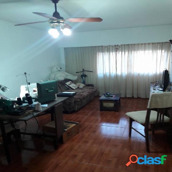 VENTA DEPARTAMENTO 1 DORMITORIO PLANTA BAJA CON PATIO. /