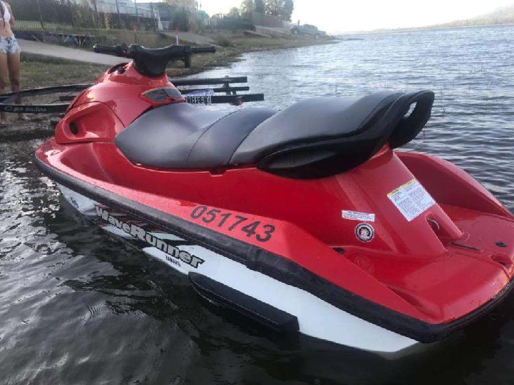 Moto De Agua Yamaha Waverunner Xl 700 Triplaza Motor Con 5 H