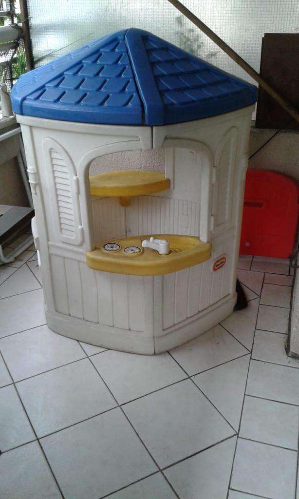 Casa Fisher Price de 145 mts de alto y 120 cm de ancho