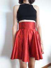 Falda de Satén Roja